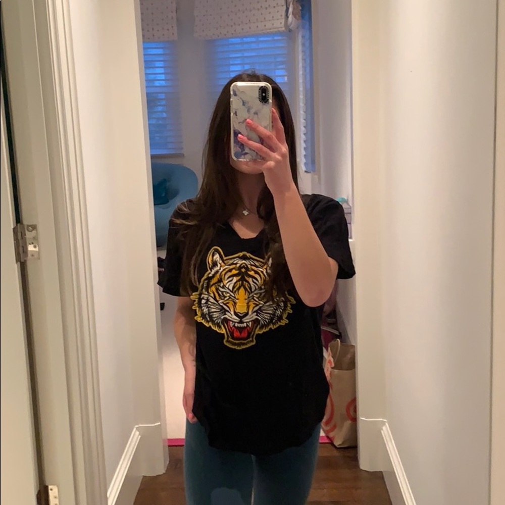 Oversized black t-shirt